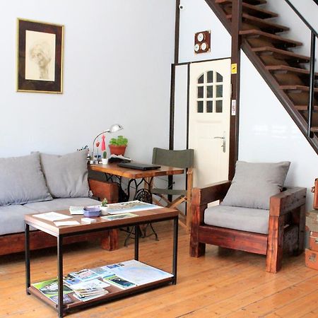 Hostel Nomad Нови-Сад Экстерьер фото