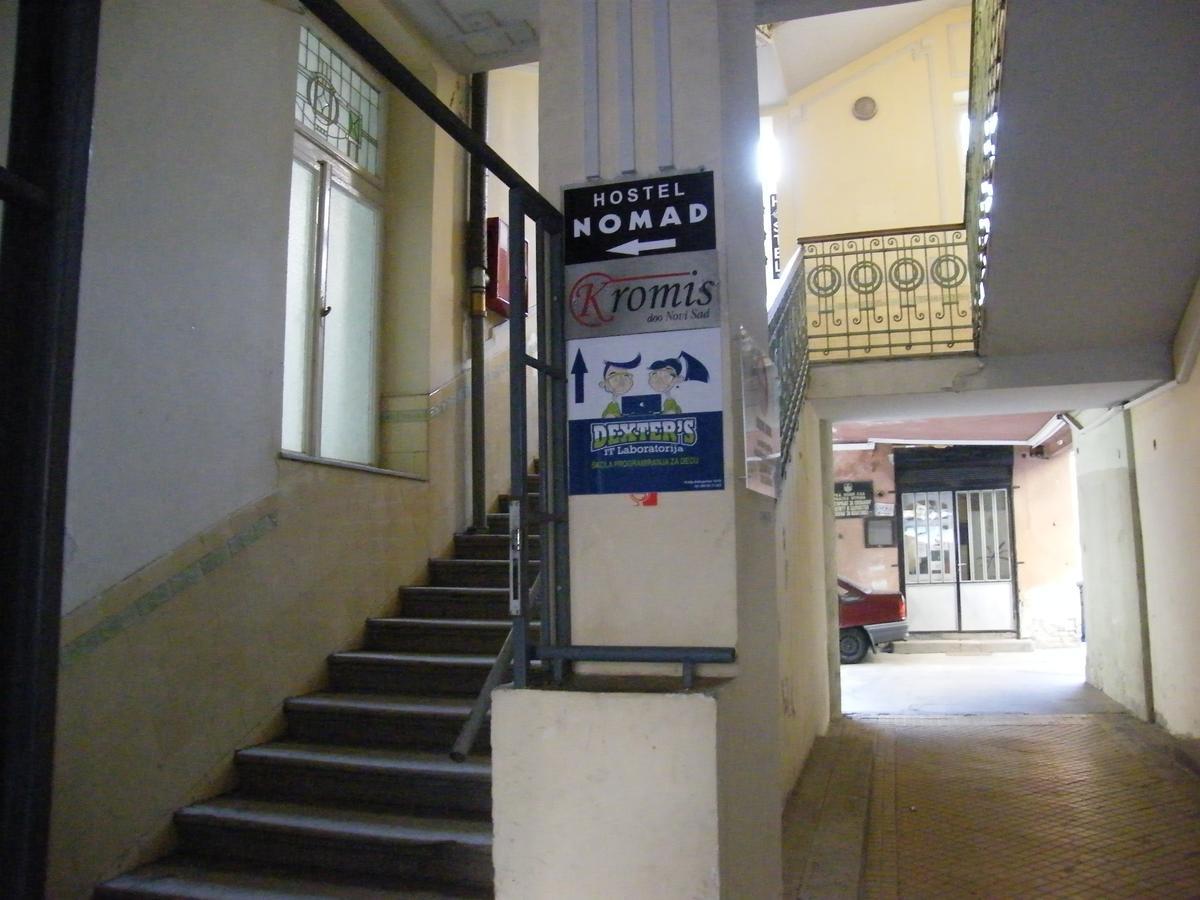 Hostel Nomad Нови-Сад Экстерьер фото