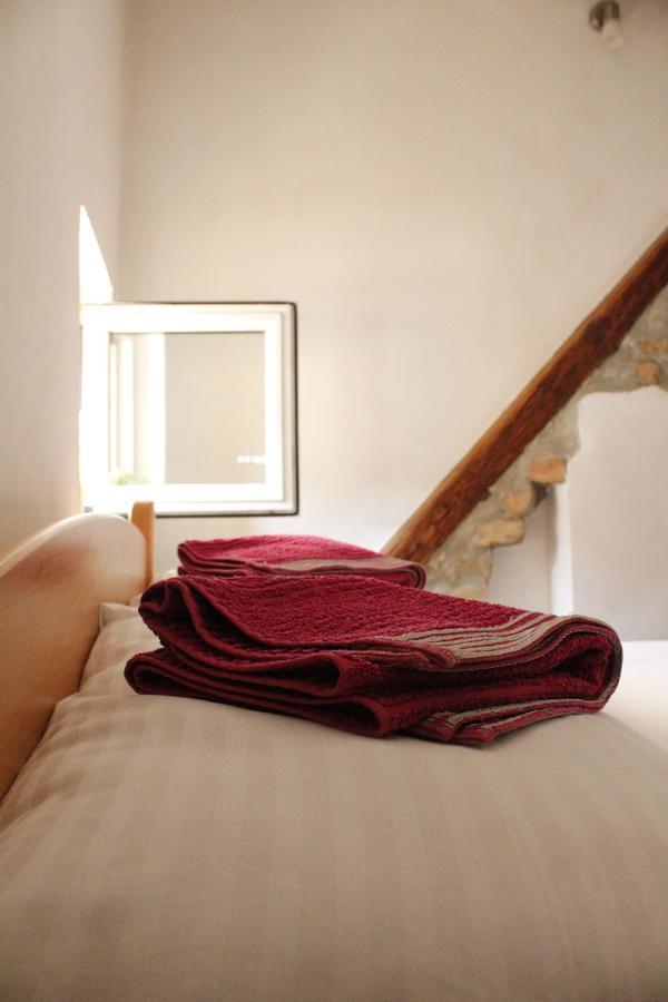 Hostel Nomad Нови-Сад Экстерьер фото